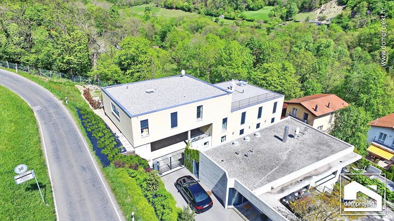 Hochwertiges Fertighaus mit Obergeschoss Mendrisio