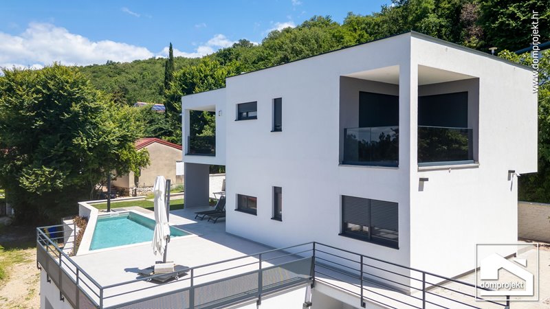 Komfortables Fertighaus mit Pool Omišalj