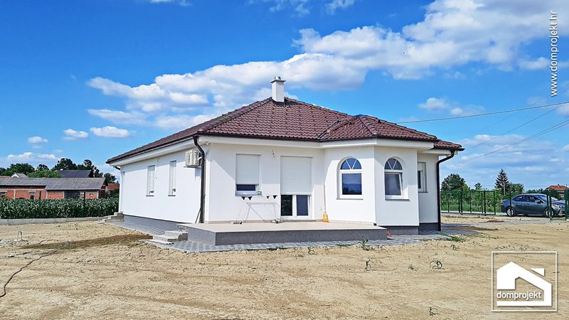 Modernes Fertighaus Bungalow Peskovec