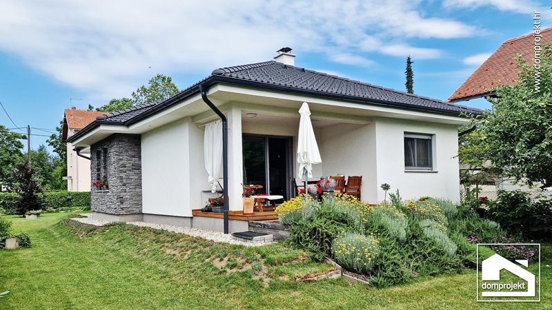 Modernes Fertighaus Samobor