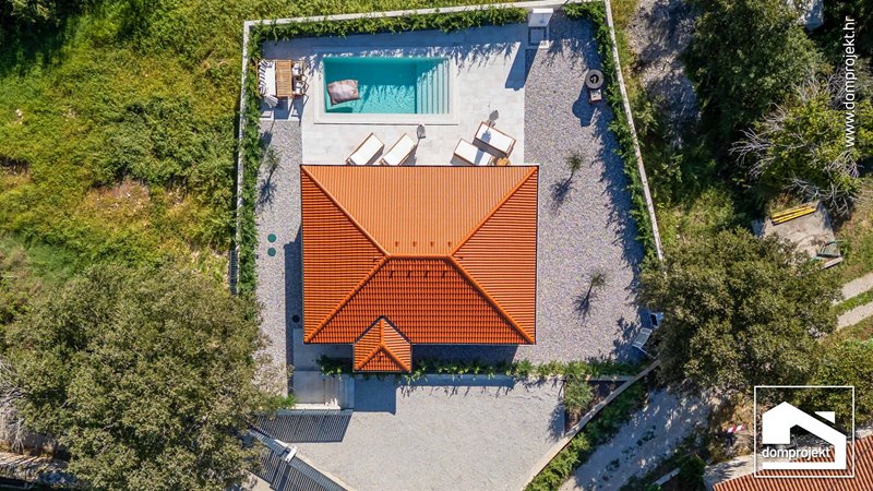 Modernes Fertighaus mit Pool Vrsar