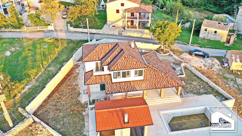 Hochwertiges Fertighaus Šorgi