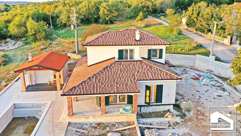 Energieeffizientes Fertighaus Šorgi