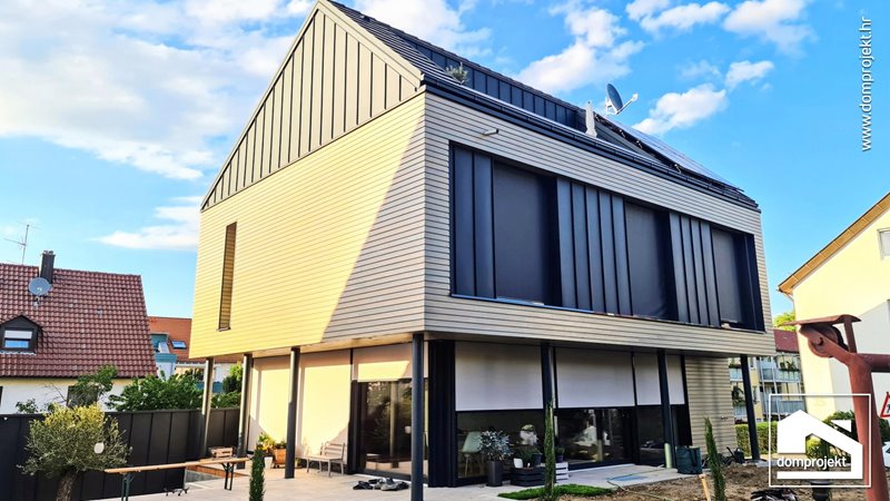 Modernes Fertighaus mit Dachgeschoss Fellbach