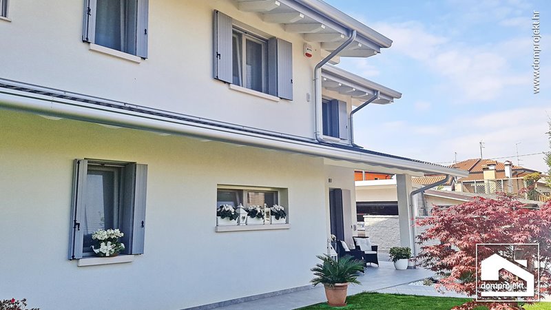 Komfortables Fertighaus mit Dachgeschoss Fiume Veneto