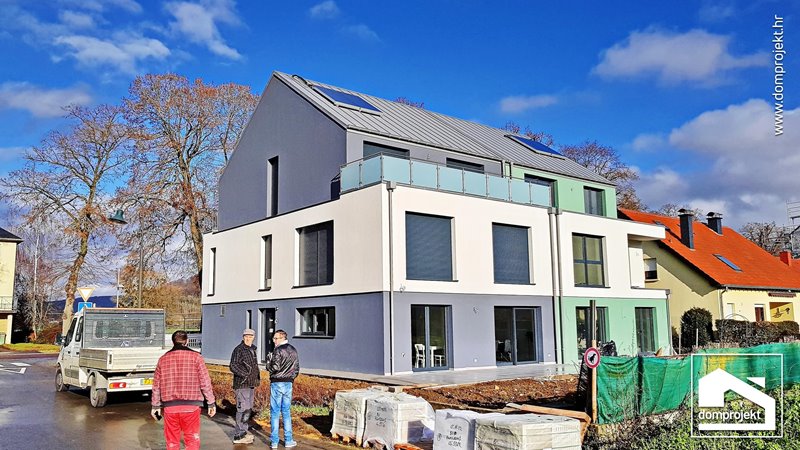 Komfortables Fertighaus mit Dachgeschoss Hunsdorf