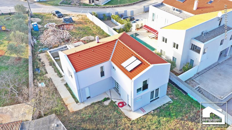 Modernes Fertighaus Sošići