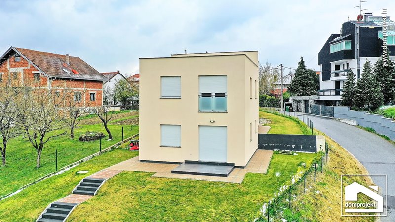 Komfortables Fertighaus mit Obergeschoss Zagreb