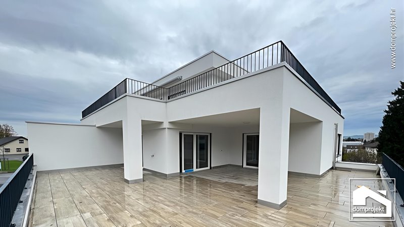 Modernes Fertigbau-Wohngebäude Reinach