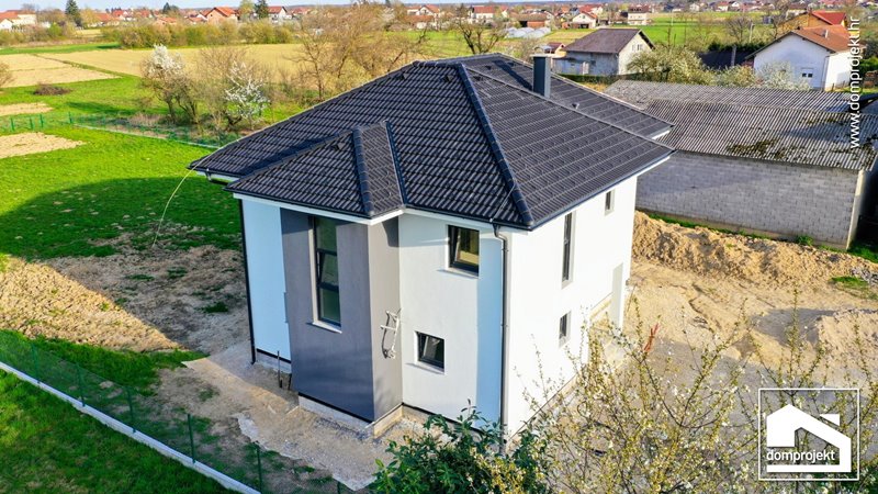 Modernes Fertighaus Brezovica