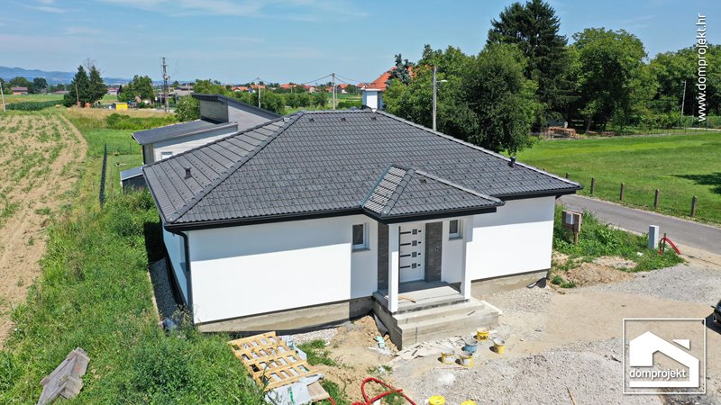 Modernes Fertighaus Gornji Stupnik