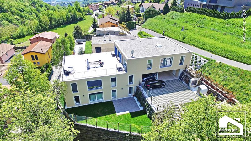 Energieeffizientes Fertighaus mit Obergeschoss Mendrisio
