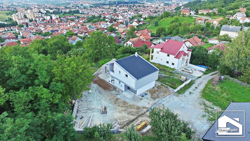 Familienfreundliches Fertighaus Požega