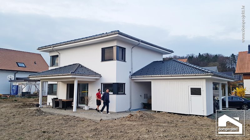 Modernes Fertighaus mit Obergeschoss Gurmels