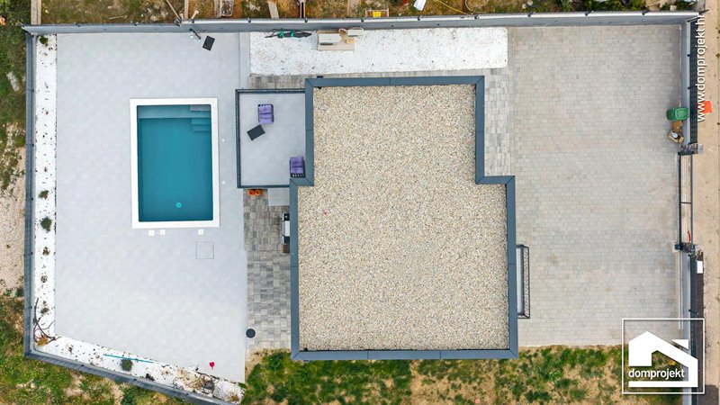 Modernes Fertighaus mit Pool Zadar